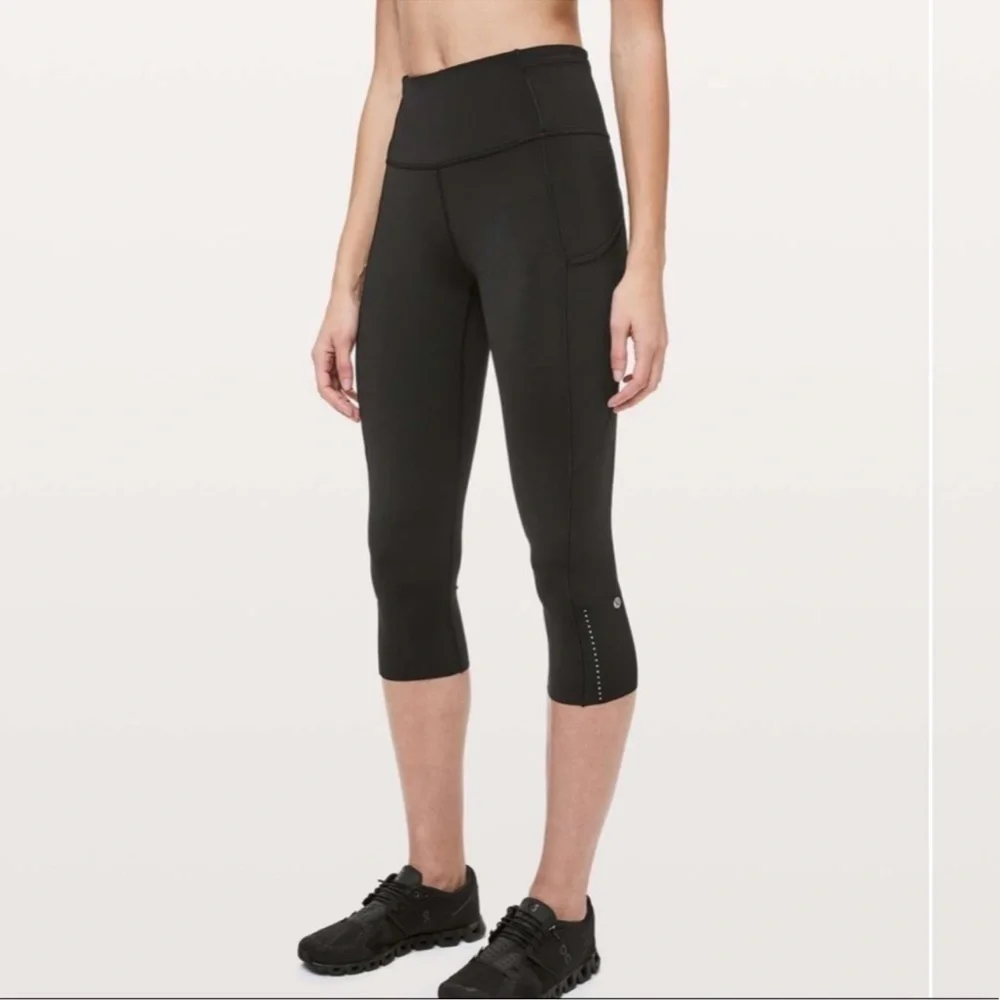 Lululemon Fast &‎ Free Crop II *Nulux 19